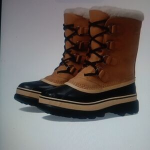 Sorel Tan and Black Ankle Boots